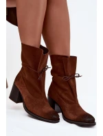 Dámské semišové botky na podpatku Zazoo – hnědé Dámské semišové botky na podpatku Zazoo – hnědé