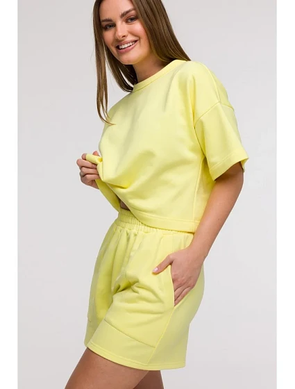 Šortky s kapsami s nášivkami model 21047230 - BeWear