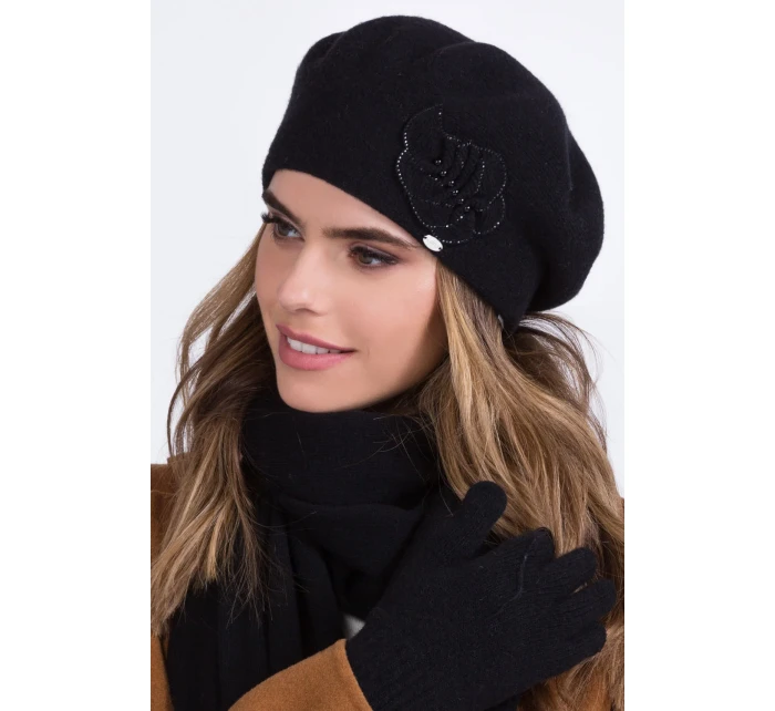 Kamea Justa barva: černá