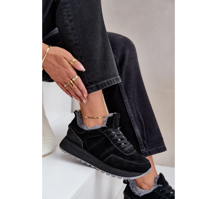 Semišové dámské tenisky s kožíškem a lesklým prvkem Big Star OO274580 Hi-Poly System černé Semišové dámské tenisky s kožíškem a lesklým prvkem Big Star OO274580 Hi-Poly System černé