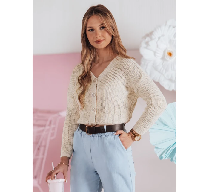 Dámský žebrovaný svetr oversize ecru Dstreet model 21986099 - FashionStreet Dámský žebrovaný svetr oversize ecru Dstreet model 21986099 - FashionStreet