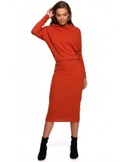 S245 Pletené šaty s límečkem - červené