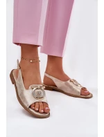 Elegantní Sandály S Dekorací Na Plochém Podpatku model 21698171 Zlaté - S.Barski Elegantní Sandály S Dekorací Na Plochém Podpatku model 21698171 Zlaté - S.Barski