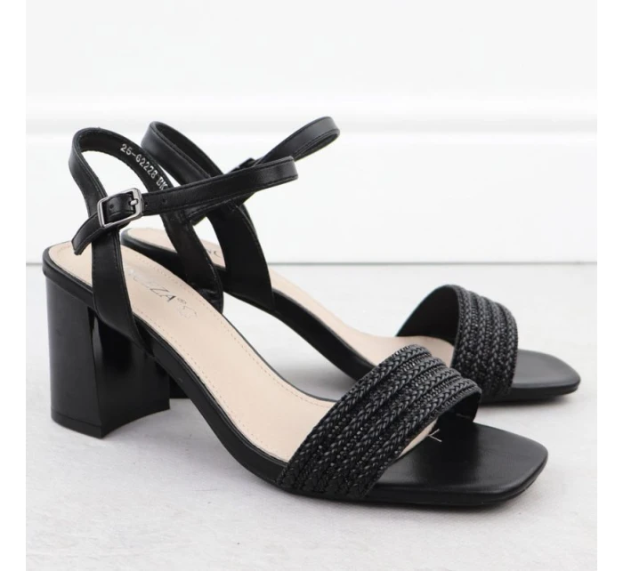 Dámské černé sandály na jehlovém podpatku Vinceza 62228