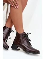 Kožené lakované dámské kotníkové boty na klínu Artiker 57C1119 bordó