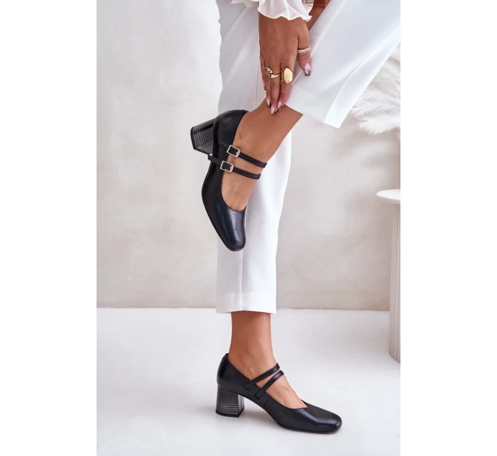 Kožené sandály s pásky na podpatku černé model 21673885 - Laura Messi