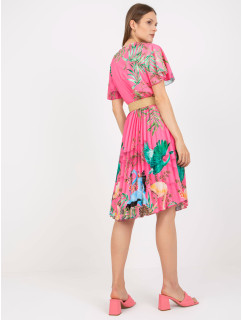Růžové letní šaty s potiskem a řasením