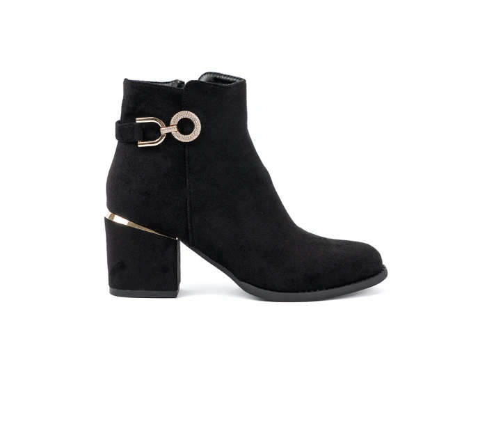 Jedinečné černé dámské  kotníčkové boty na širokém podpatku