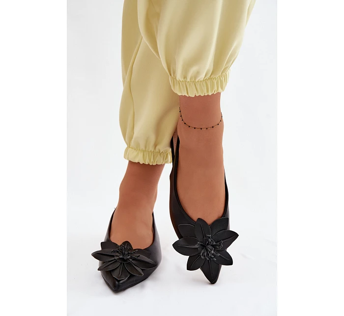 Dámské sandály na nízkém podpatku s dekorativním květem Černé Telivette