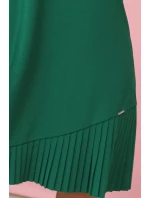 elegantní trapézové šaty s asymetrickým řasením model 21218048 - numoco