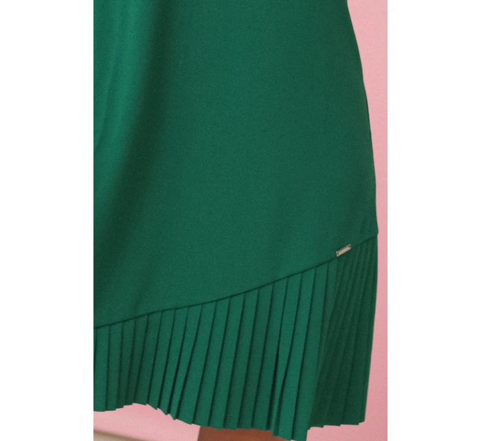 elegantní trapézové šaty s asymetrickým řasením model 21218048 - numoco