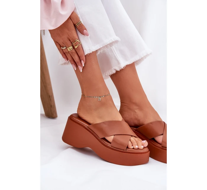 Dámské sandály na platformě a klínu camel Nelithraea Dámské sandály na platformě a klínu camel Nelithraea