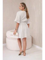 Mušelínové šaty s pasem tmavě béžová