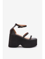 Dámské Sandály Na Masivní Platformě A Klínu Černé model 21688207 - Boto