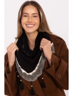 Šátek model 220389 AT Šátek model 220389 AT