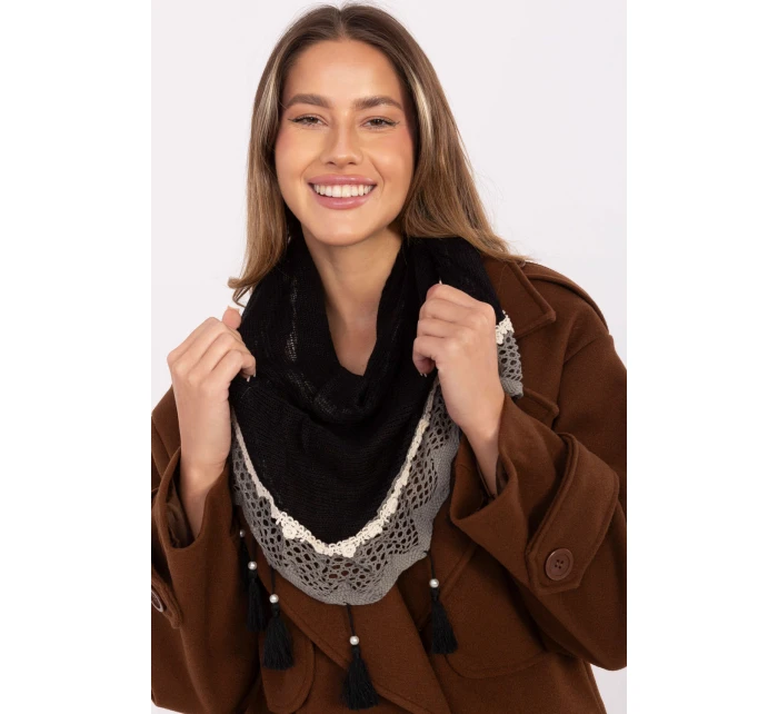 Šátek model 220389 AT Šátek model 220389 AT