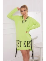 Šaty s kapucí a potiskem pistácie Šaty s kapucí a potiskem pistácie