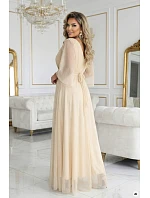 Dlouhé třpytivé plus size šaty s výstřihem a rukávy model 21945491 - numoco basic Dlouhé třpytivé plus size šaty s výstřihem a rukávy model 21945491 - numoco basic