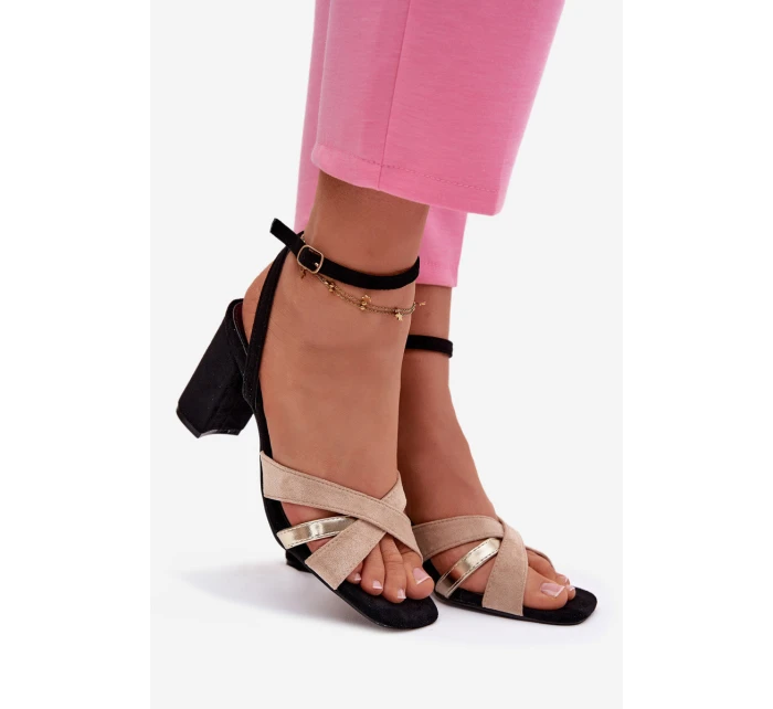 Dámské sandály na podpatku s pásky semiš Černé model 21937488 - Boto