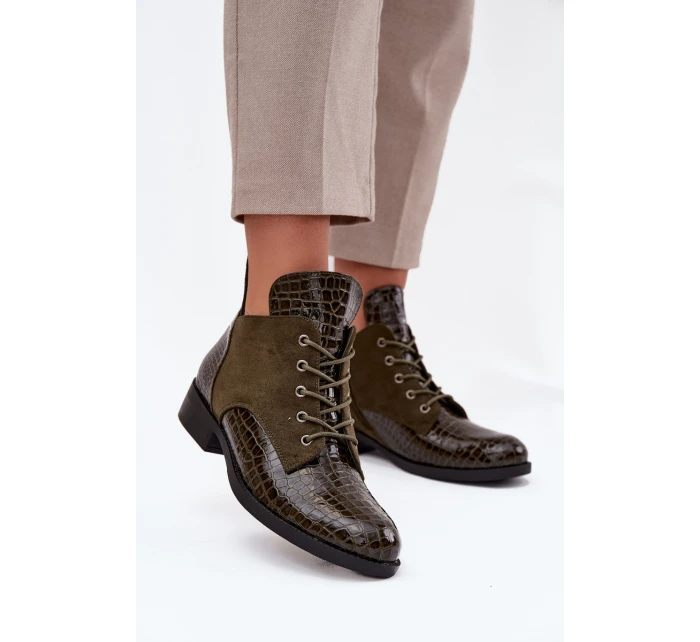 Lakované dámské kotníkové boty s ozdobným reliéfem vyhřívané Vinceza 16477 tmavě zelené