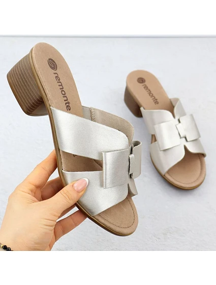 Dámské zlaté kožené žabky model 21904776 - Remonte