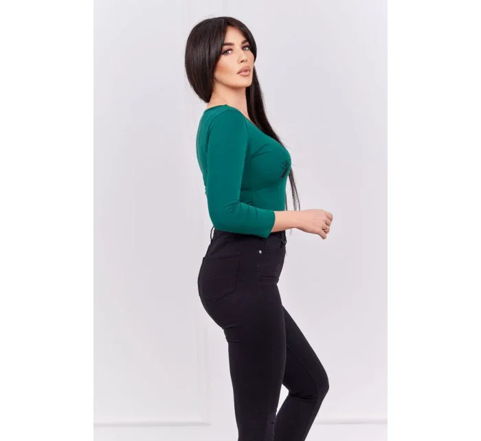 Tělová halenka s potiskem pistole zelené barvy