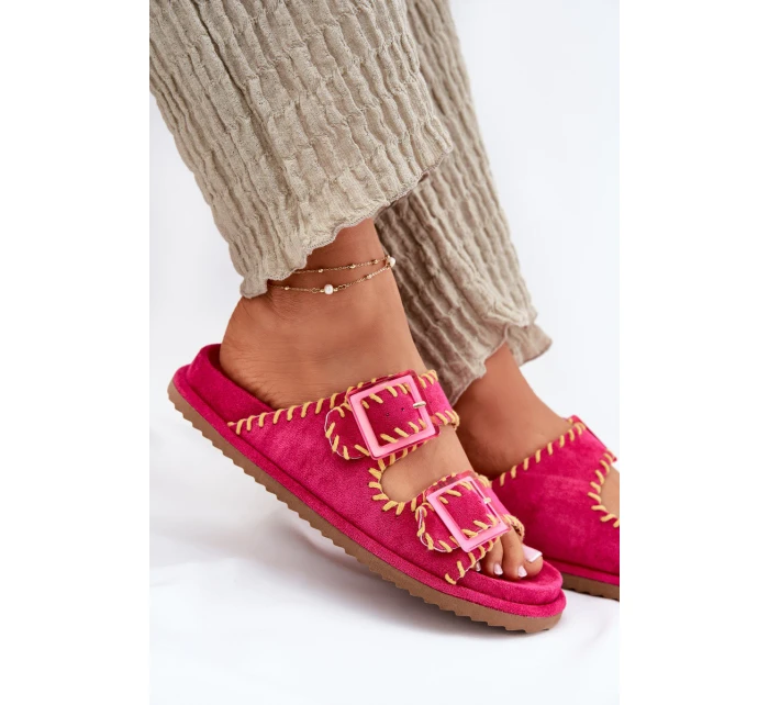 Dámské Pantofle S Přezkami A Dekorativním Fuchsie model 21696562 - Boto Dámské Pantofle S Přezkami A Dekorativním Fuchsie model 21696562 - Boto