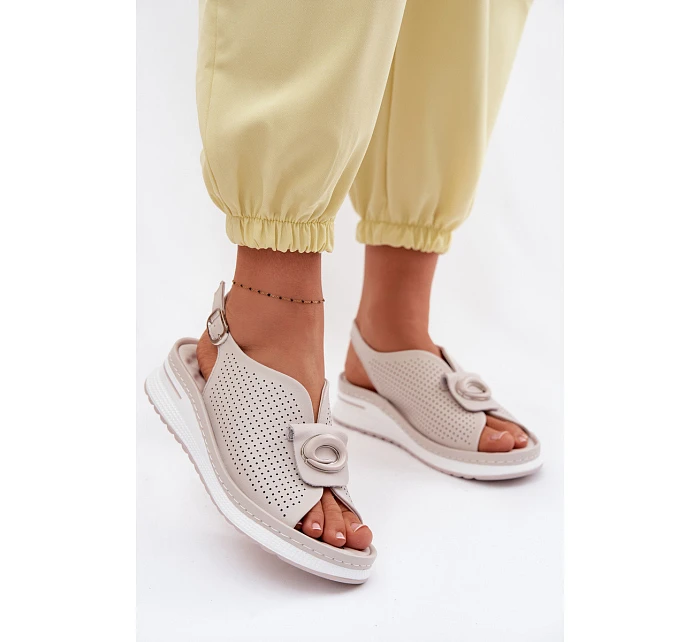 Kožené dámské sandály s ozdobným detailem šedé Deliva