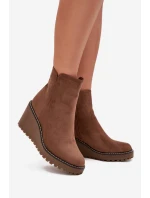 Zateplené boty na platformě z eko semiše hnědé model 21706901 - Boto Zateplené boty na platformě z eko semiše hnědé model 21706901 - Boto