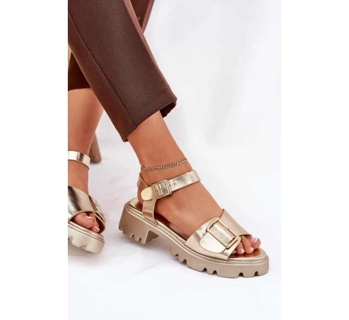 Eko Kožené Sandály Dámské S Přezkou Zlaté model 21687888 - Boto Eko Kožené Sandály Dámské S Přezkou Zlaté model 21687888 - Boto