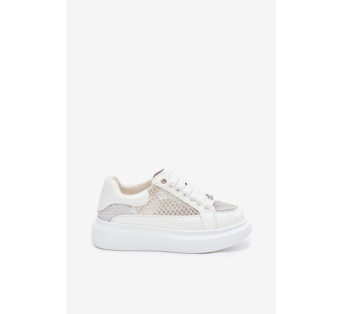 Kožené Dámské Tenisky S Dekorací model 22095158 Bílé - Goe Kožené Dámské Tenisky S Dekorací model 22095158 Bílé - Goe