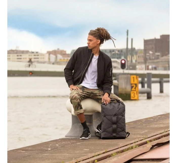 XD BATOH  LITE BLACK P/N: model 20915412 - XD Design