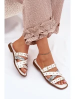 Ozdobené dámské sandály na plochém podpatku s pásky a sponou bílé model 21699557 - Boto