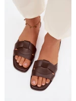 Dámské ploché pantofle s pásky Čokoládové model 21943353 - Boto