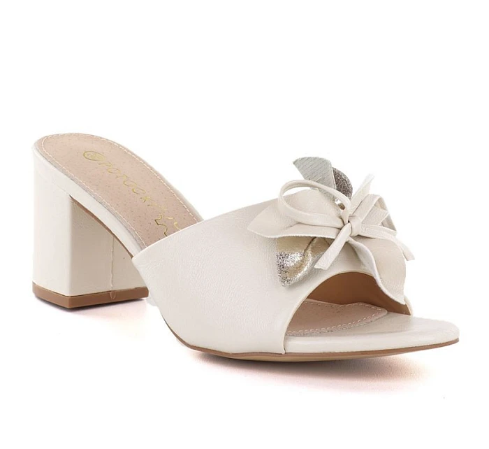 Dámské žabky na kůlu s květinou béžové Potocki LE20336