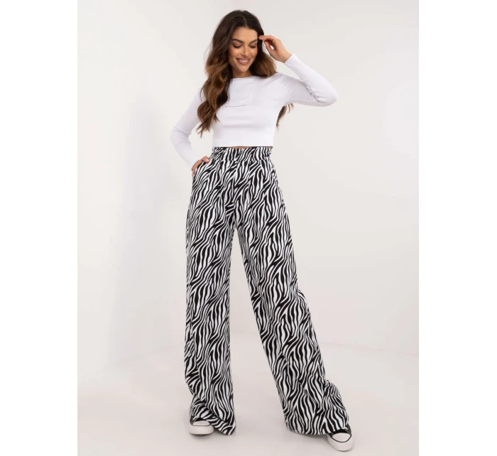 Sada EM KMPL model 20541053 bílá černá - FPrice Sada EM KMPL model 20541053 bílá černá - FPrice