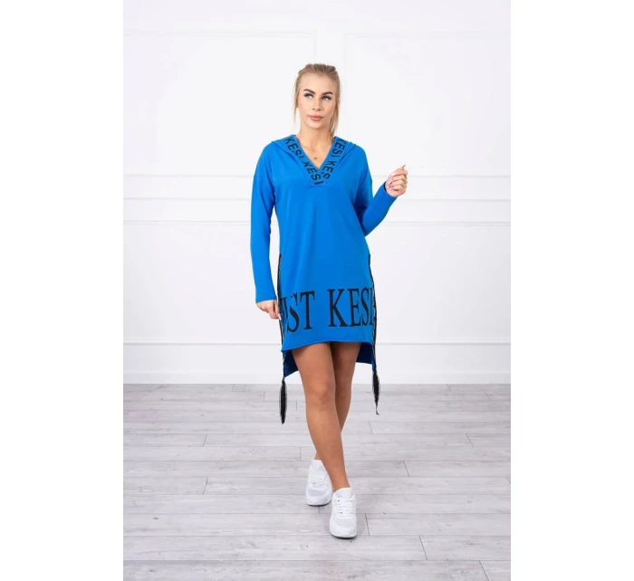 model 18745364 modré šaty s kapucí a potiskem - K-Fashion model 18745364 modré šaty s kapucí a potiskem - K-Fashion
