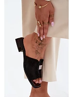 Elegantní dámské kožené semišové pantofle model 22140664 černé - D&A