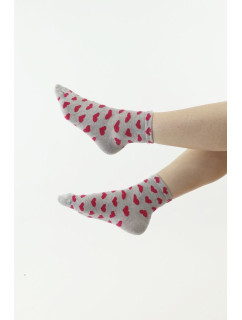 Dámské ponožky 113 šedé se srdíčky