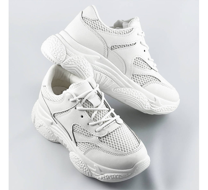 Bílé dámské sportovní boty (170)