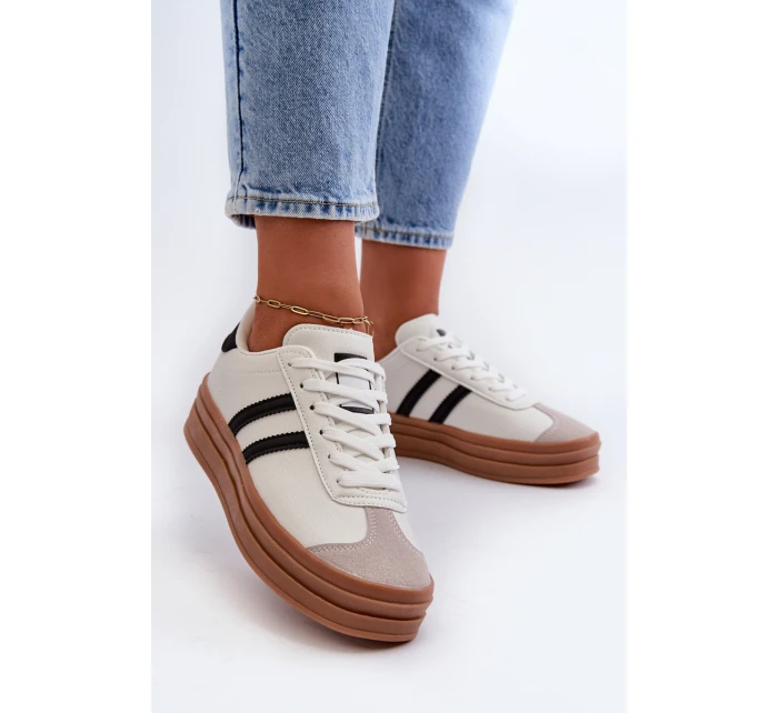 Dámské tenisky na platformě Bílé Egelia Dámské tenisky na platformě Bílé Egelia