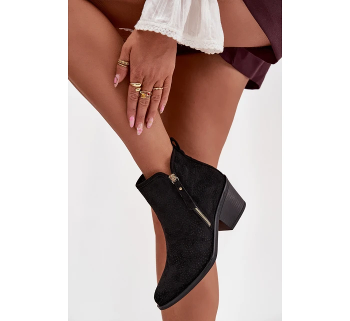 Dámské kovbojky na podpatku model 21713530 Černé - S.Barski Dámské kovbojky na podpatku model 21713530 Černé - S.Barski