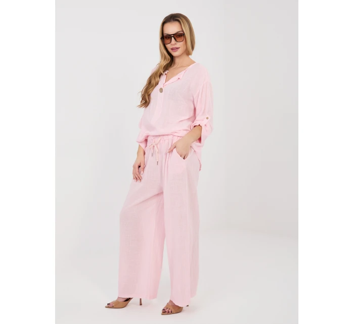 Spodnie IT SP model 22031470 jasny różowy - FPrice