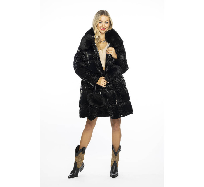 Černá dámská zimní bunda s kožešinovým límcem a rukavičkami Ann Gissy (AG9-9002)