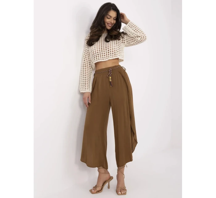 TW SP BI kalhoty model 20969226 světle hnědé - FPrice TW SP BI kalhoty model 20969226 světle hnědé - FPrice