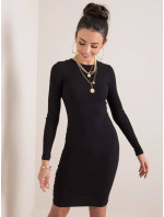 Černé dámské vypasované žebrované šaty s kulatým výstřihem (5131)