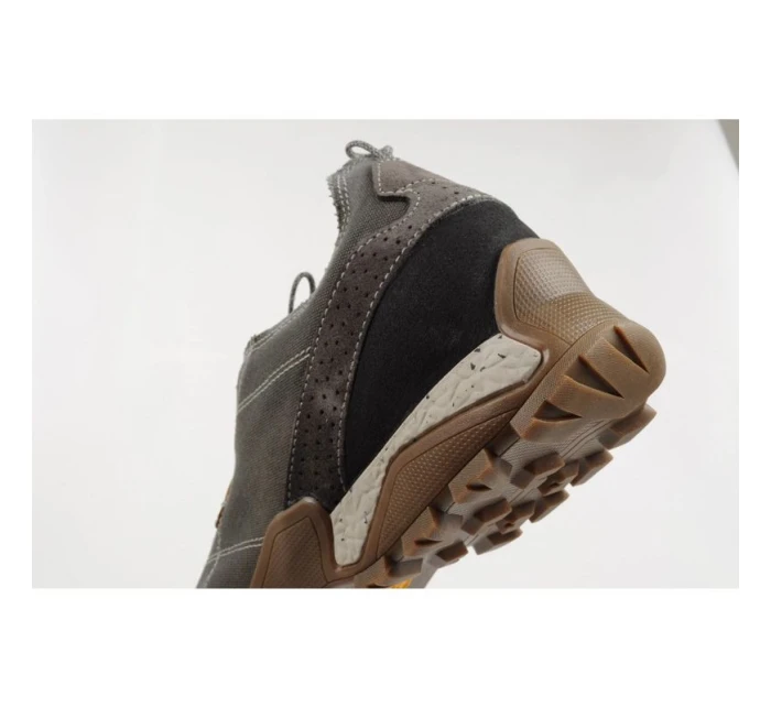 boty M model 21164860 - Aku