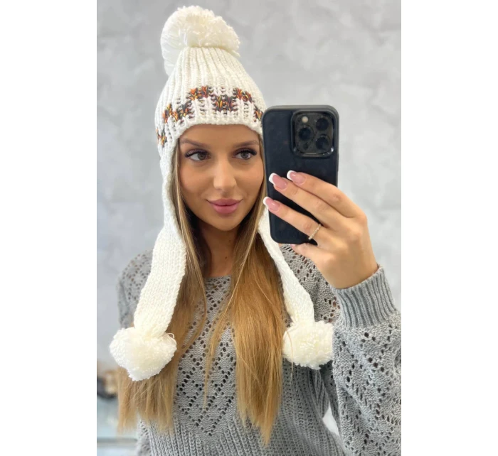 Dámská klapka na uši Nadia K321 bílá