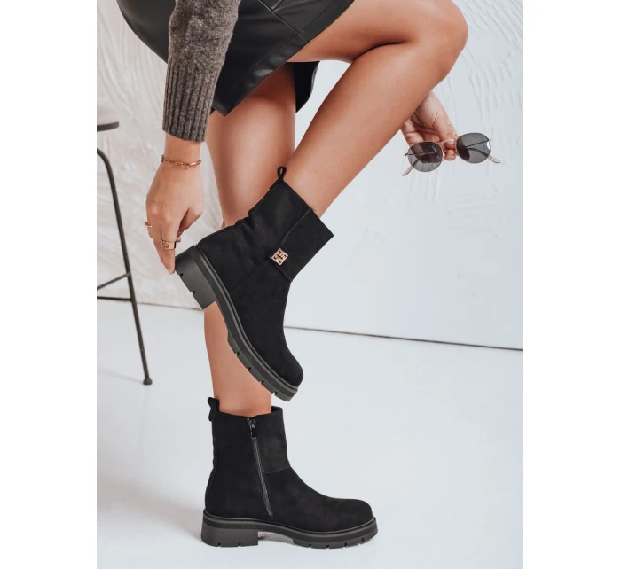 Dámské černé semišové kozačky model 21992354 - Dstreet Dámské černé semišové kozačky model 21992354 - Dstreet