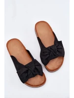 Dámské Pantofle Na Korkové Podešvi S Mašlí Černé model 21701497 - Boto Dámské Pantofle Na Korkové Podešvi S Mašlí Černé model 21701497 - Boto